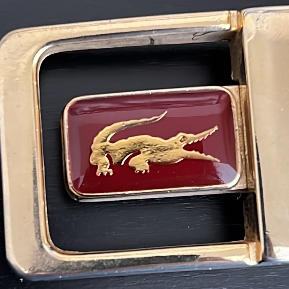 Taner vintage belt buckle Gold tone metal, enamel red with gold tone crocodile - Picture 3 of 12